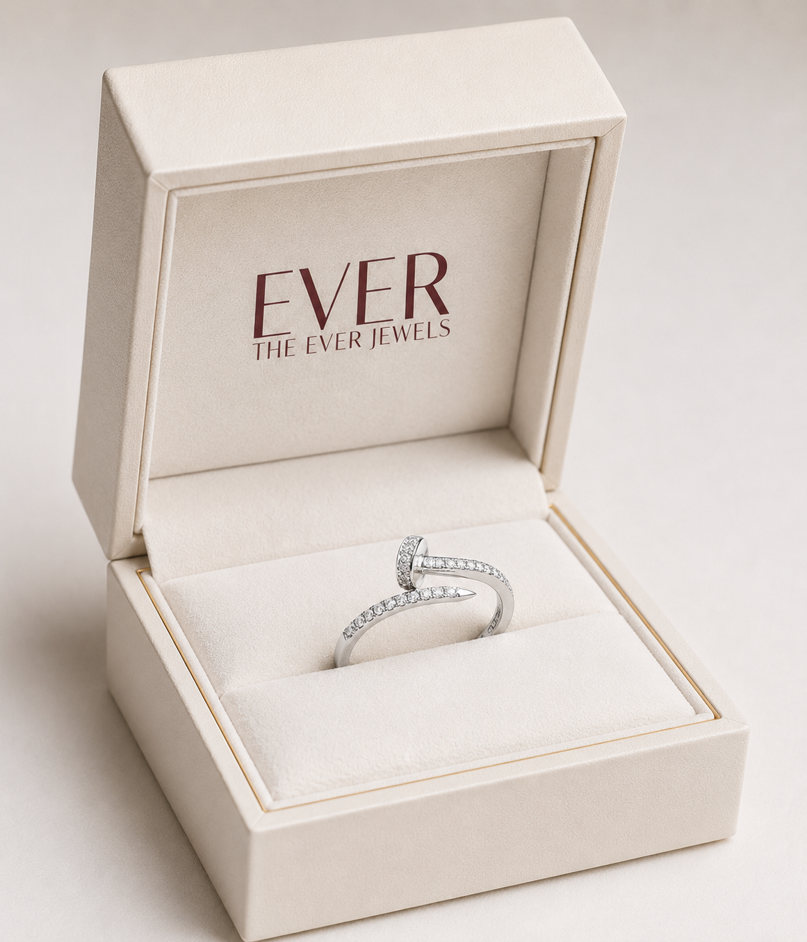 Luxe Nail Ring